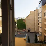 Gertrudes Street Apartment